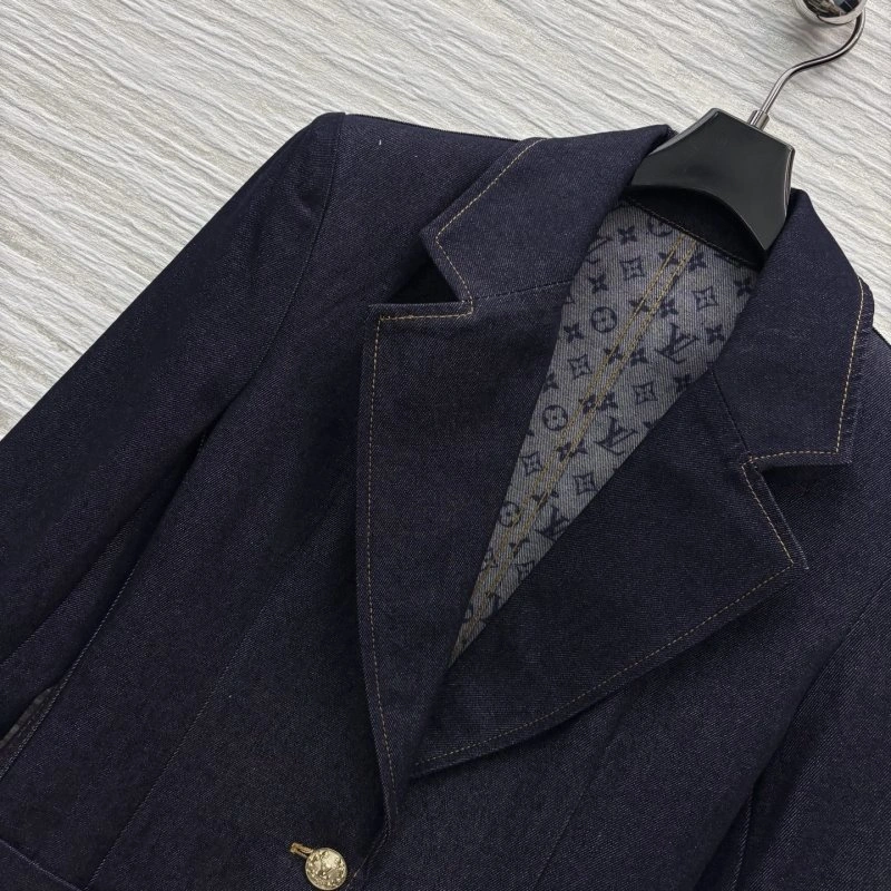 Louis Vuitton Outwear TravelReady 131378