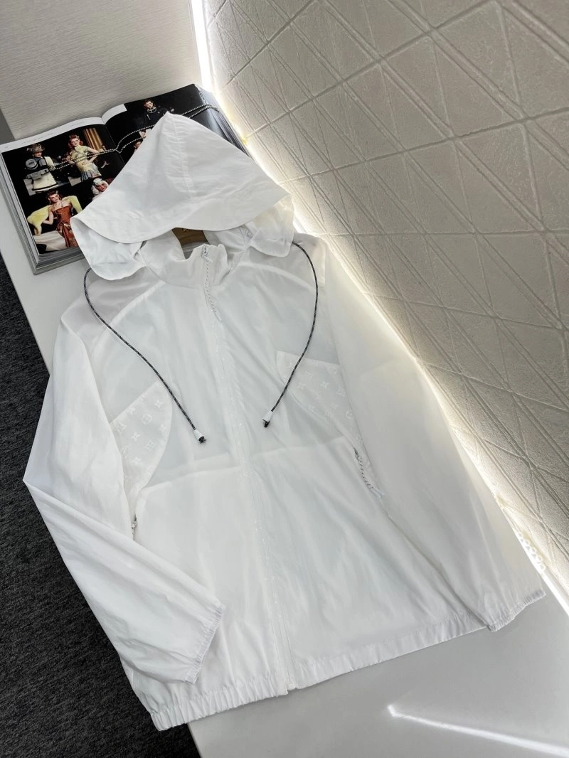Durable Louis Vuitton Outwear 131237