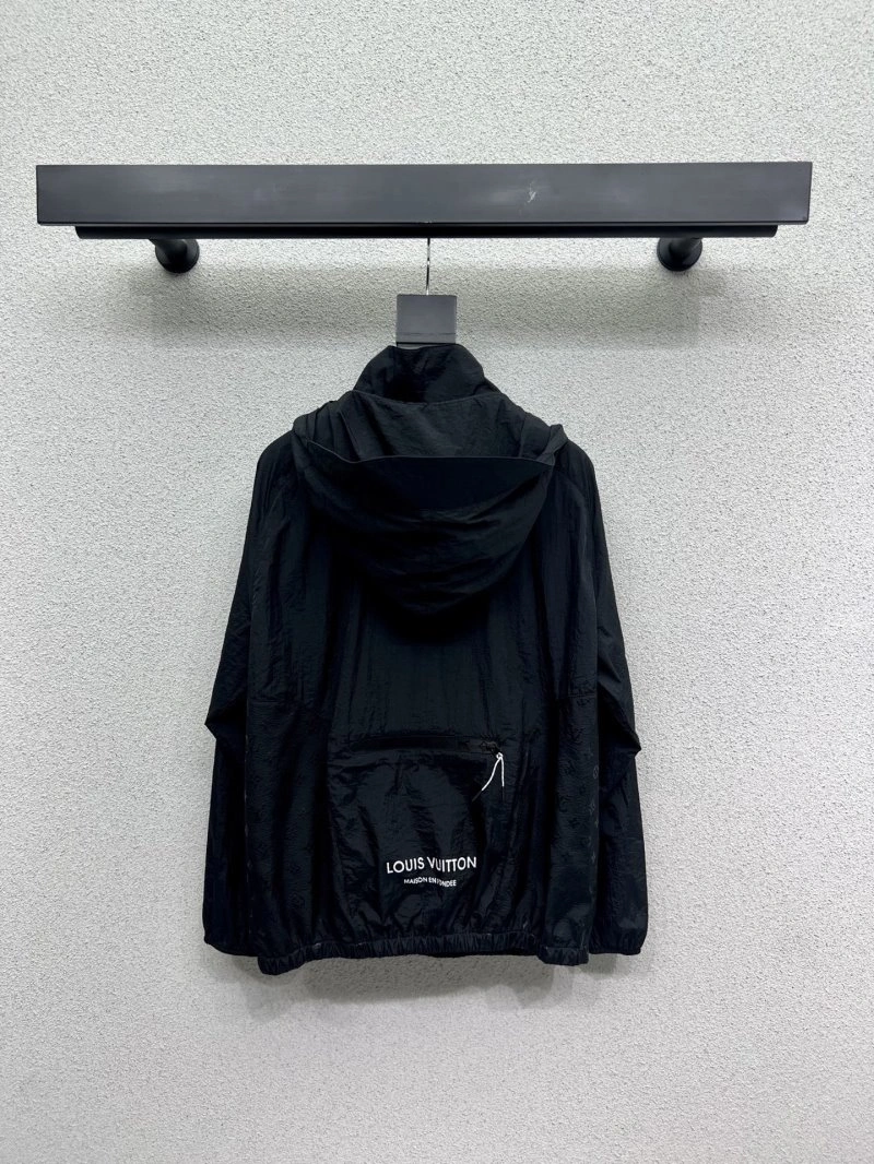 Louis Vuitton Outwear TravelReady 131249