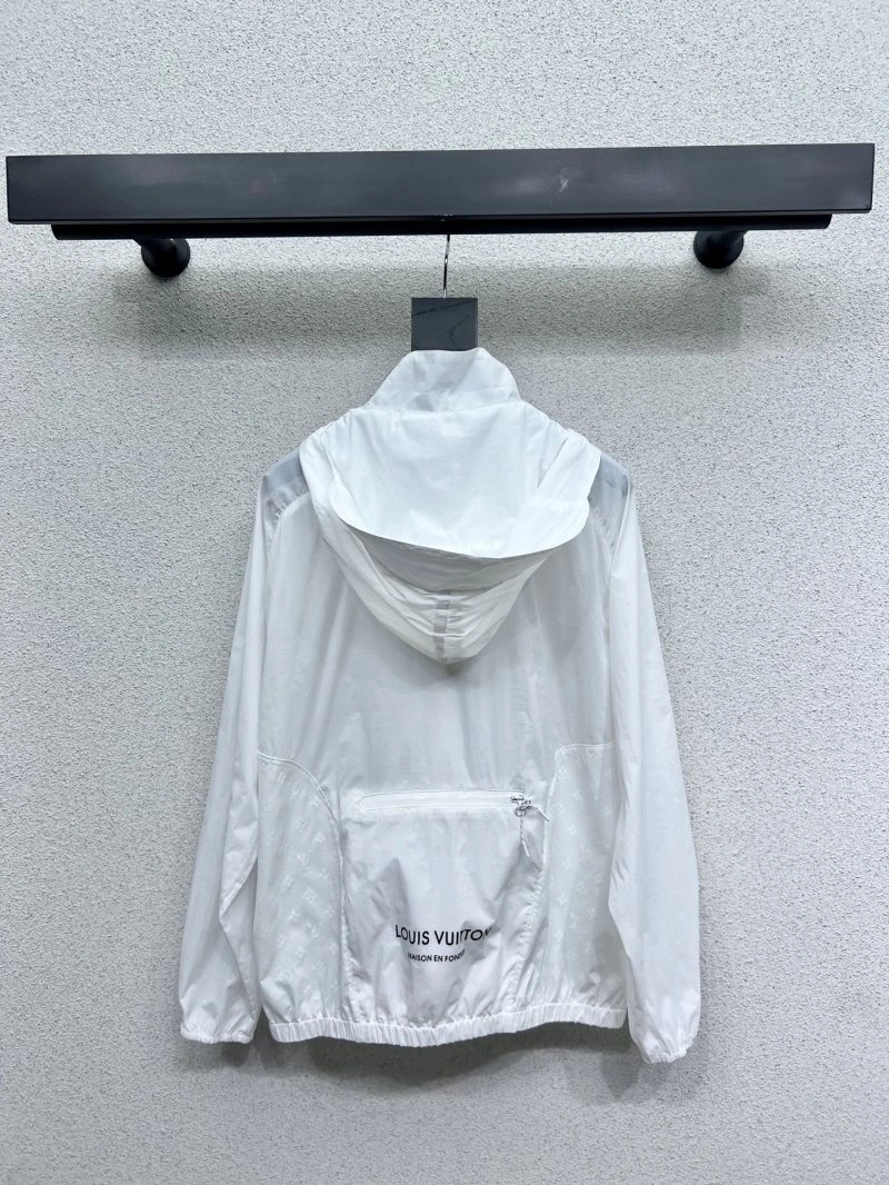 Louis Vuitton Outwear TravelReady 131249