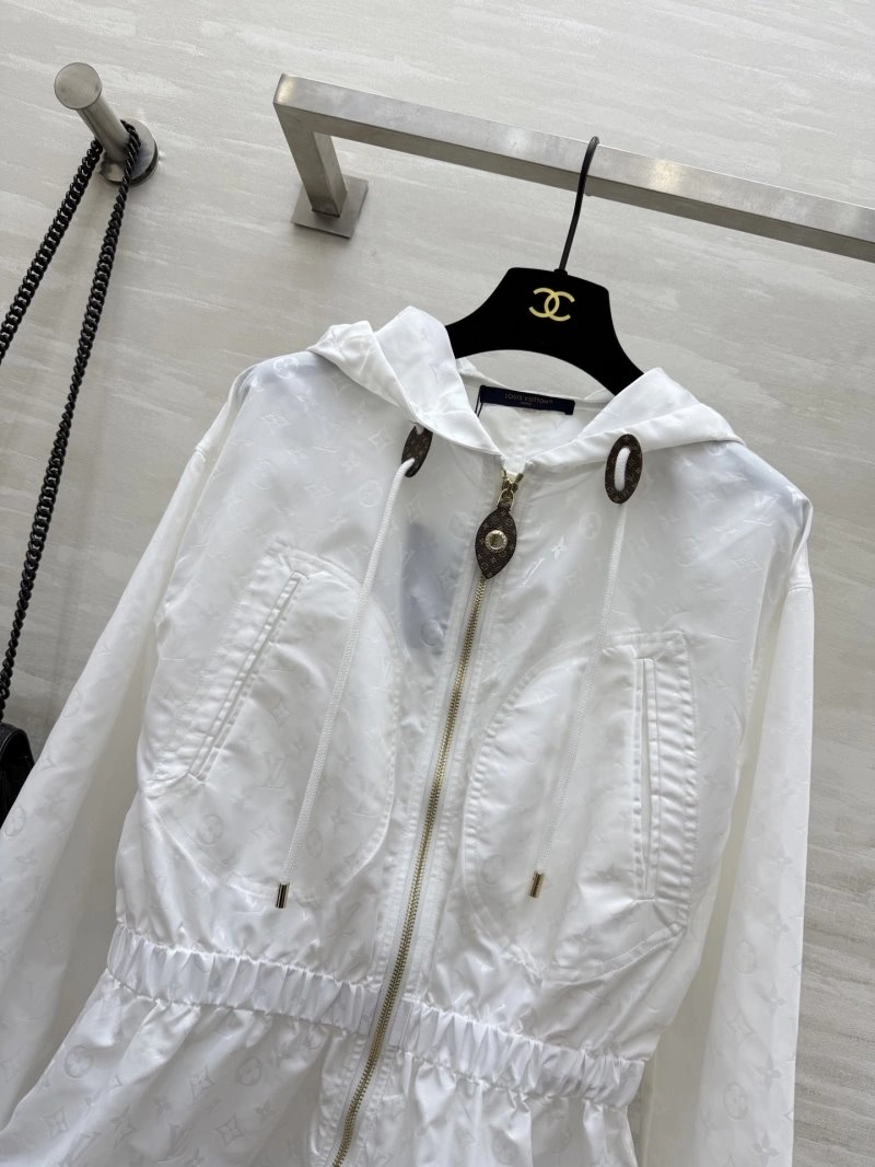 Louis Vuitton Outwear FashionForward 131244