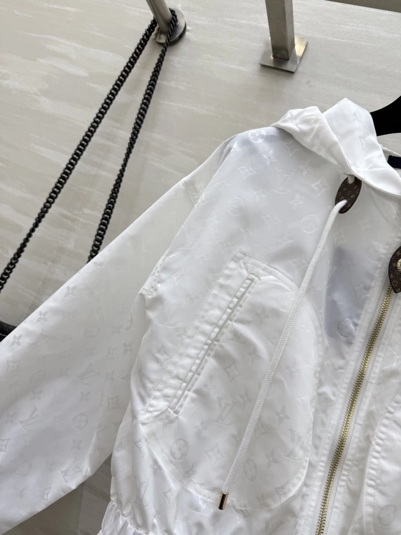 Louis Vuitton Outwear FashionForward 131244