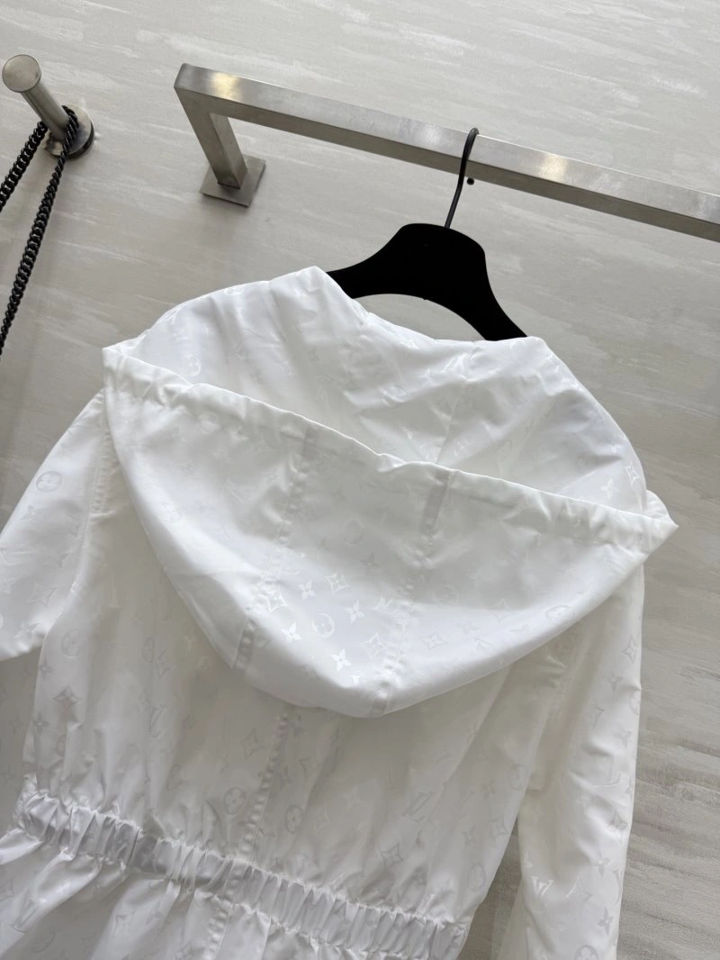 Louis Vuitton Outwear FashionForward 131244