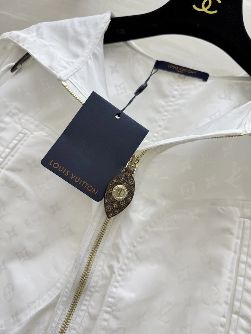 Louis Vuitton Outwear FashionForward 131244