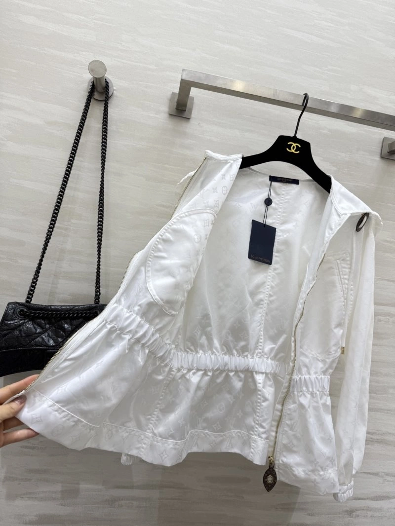 Louis Vuitton Outwear FashionForward 131244