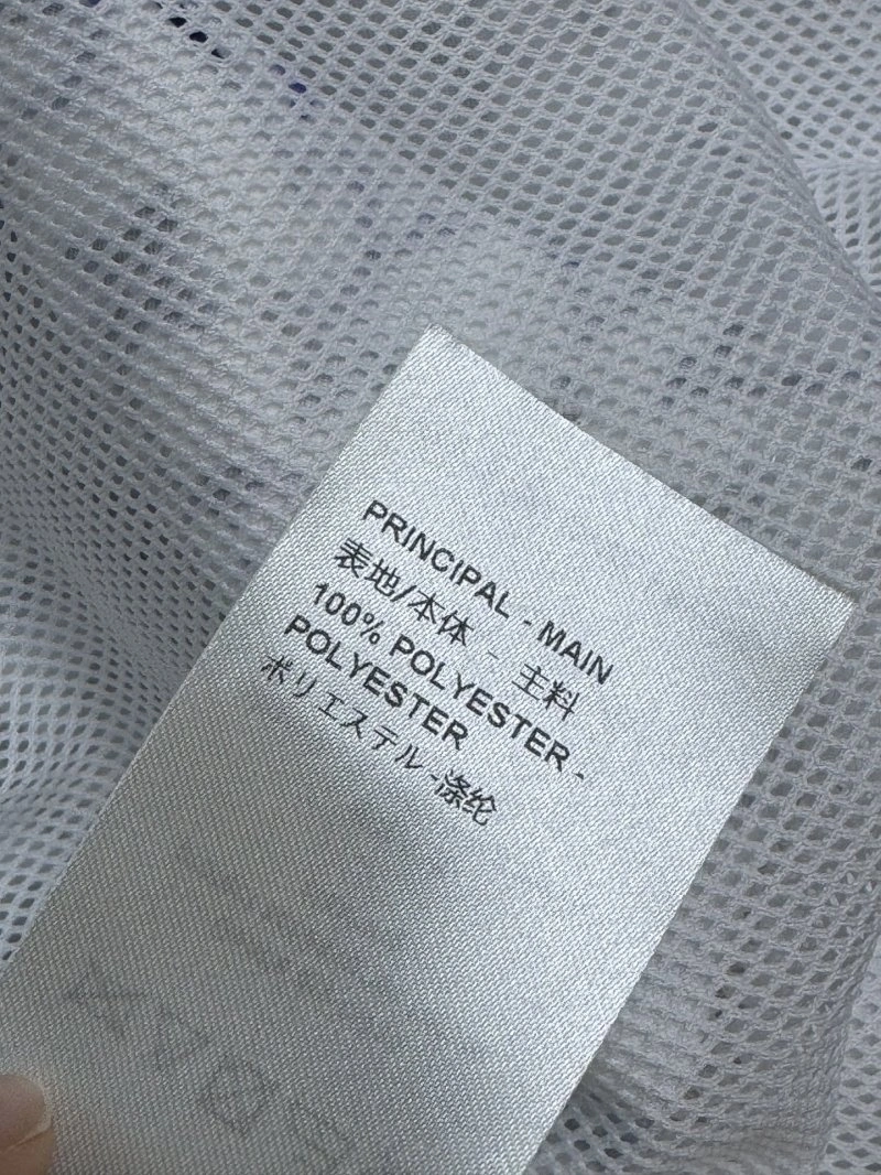 MultiPurpose Louis Vuitton Outwear 131236