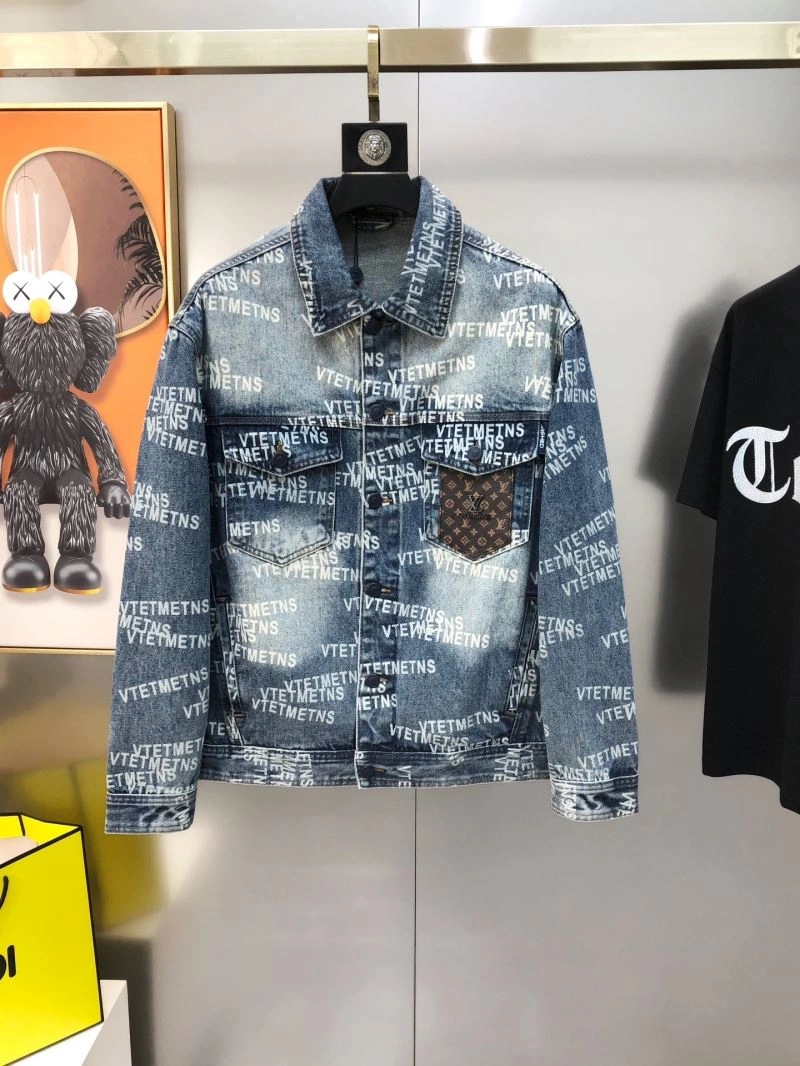 WellDesigned Louis Vuitton Outwear 133954