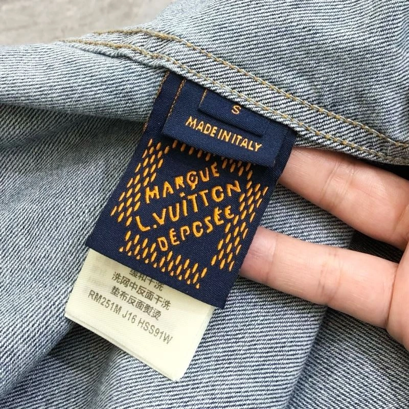 Louis Vuitton Outwear Effortless 133932