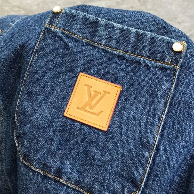 Louis Vuitton Outwear Effortless 133932