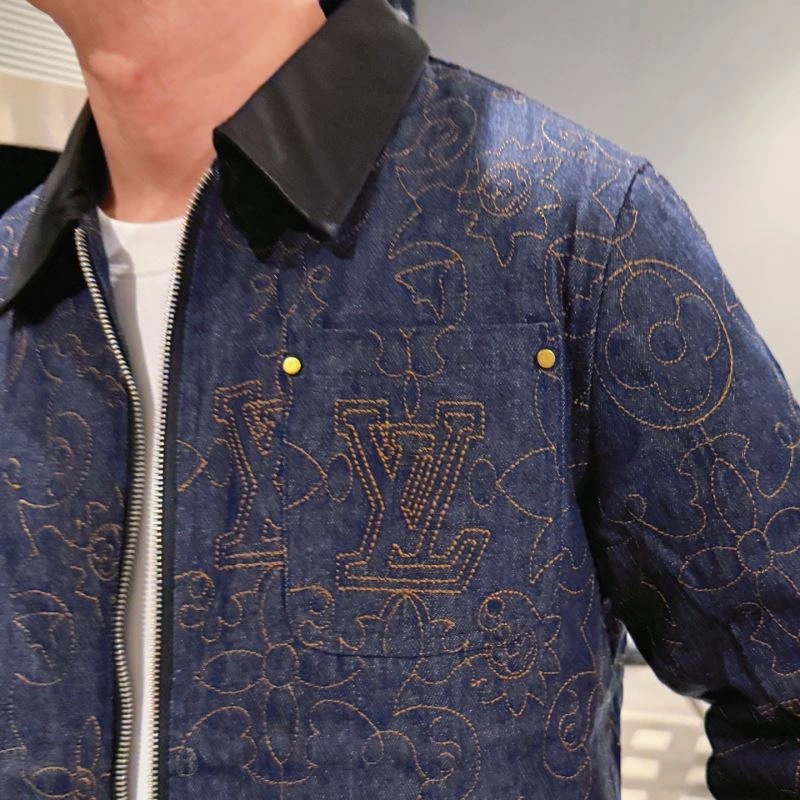 Louis Vuitton Outwear FashionForward 133936