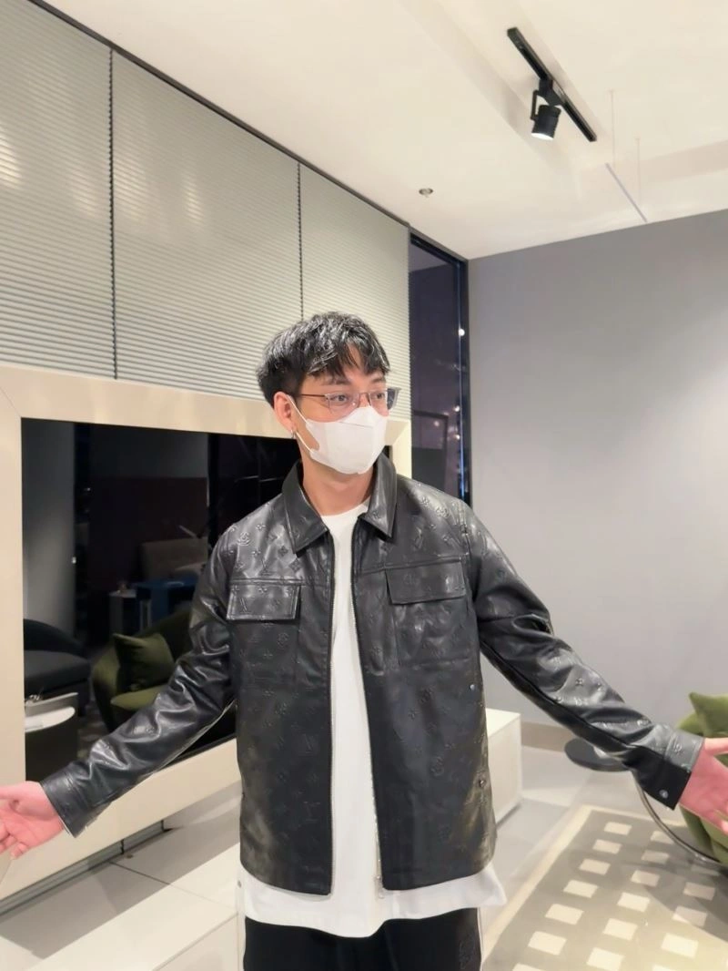 Louis Vuitton Outwear HighPerformance 133930