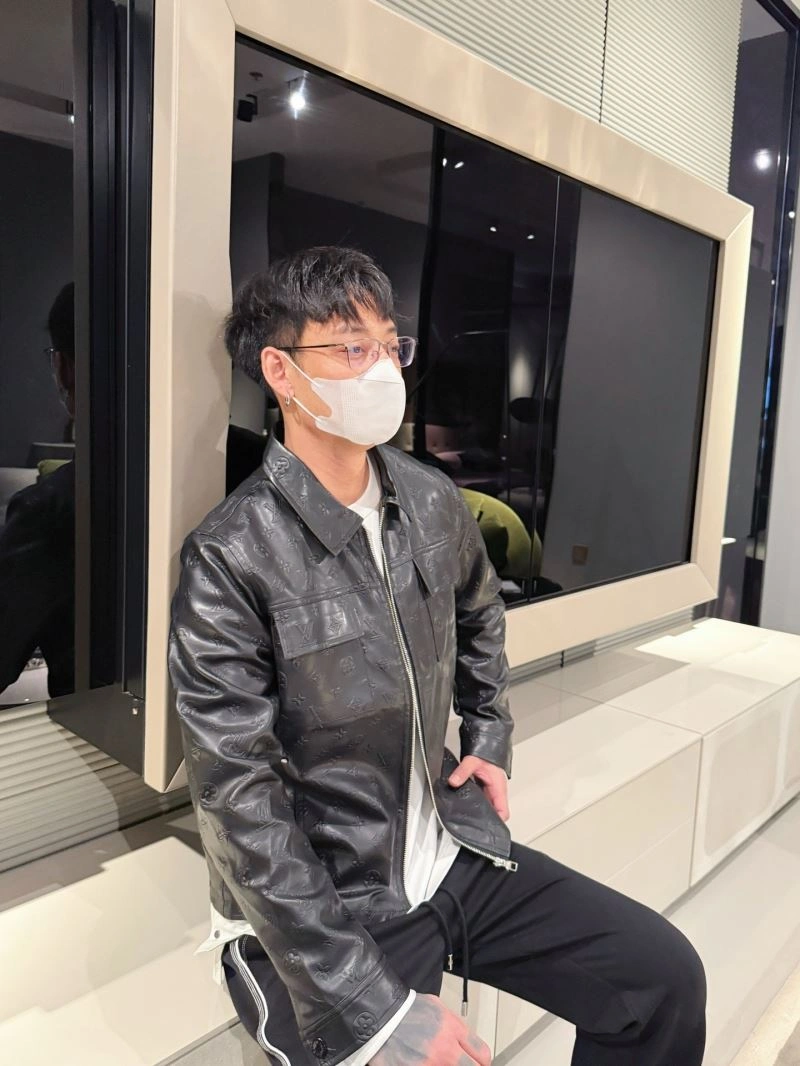 Louis Vuitton Outwear HighPerformance 133930