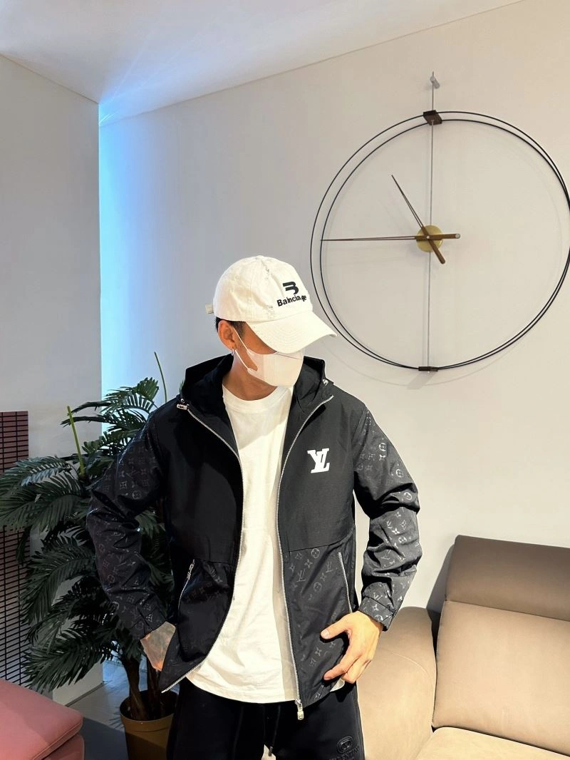Louis Vuitton Outwear Reliable 133926