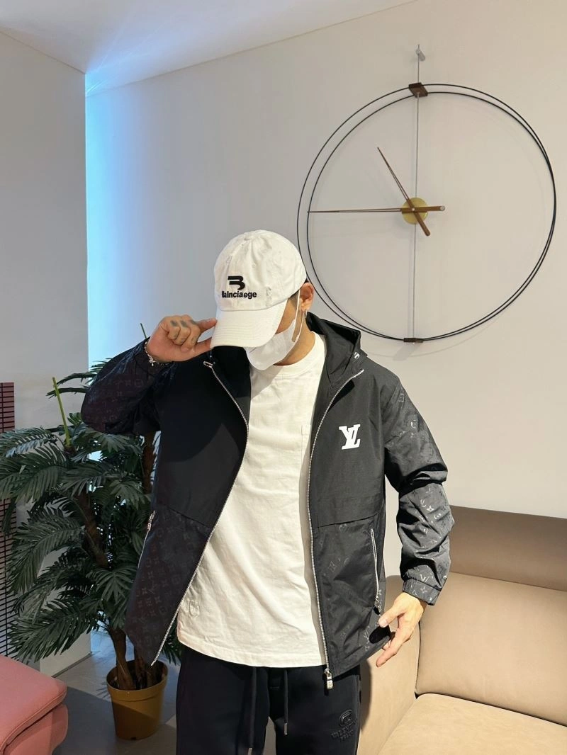Louis Vuitton Outwear Reliable 133926