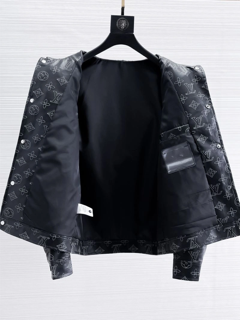 Refined Louis Vuitton Outwear 133922