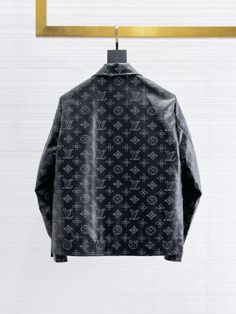 Refined Louis Vuitton Outwear 133922