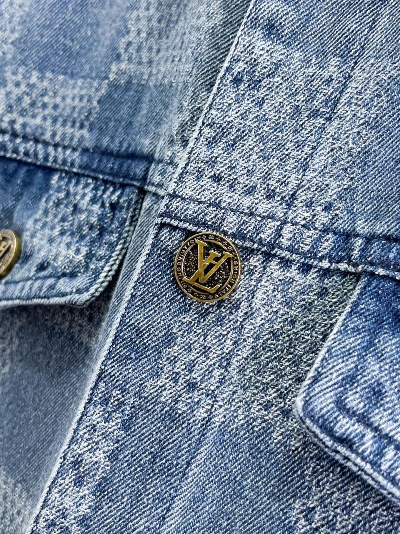 UrbanStyle Louis Vuitton Outwear 133914