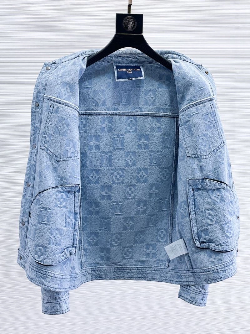 Comfortable Louis Vuitton Outwear 133908