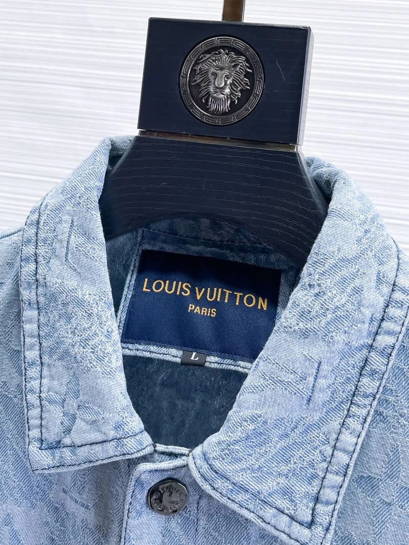 Comfortable Louis Vuitton Outwear 133908