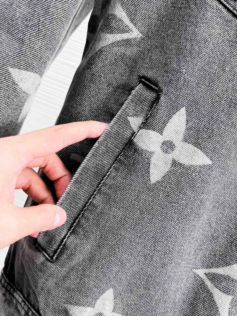 HighPerformance Louis Vuitton Outwear 133906