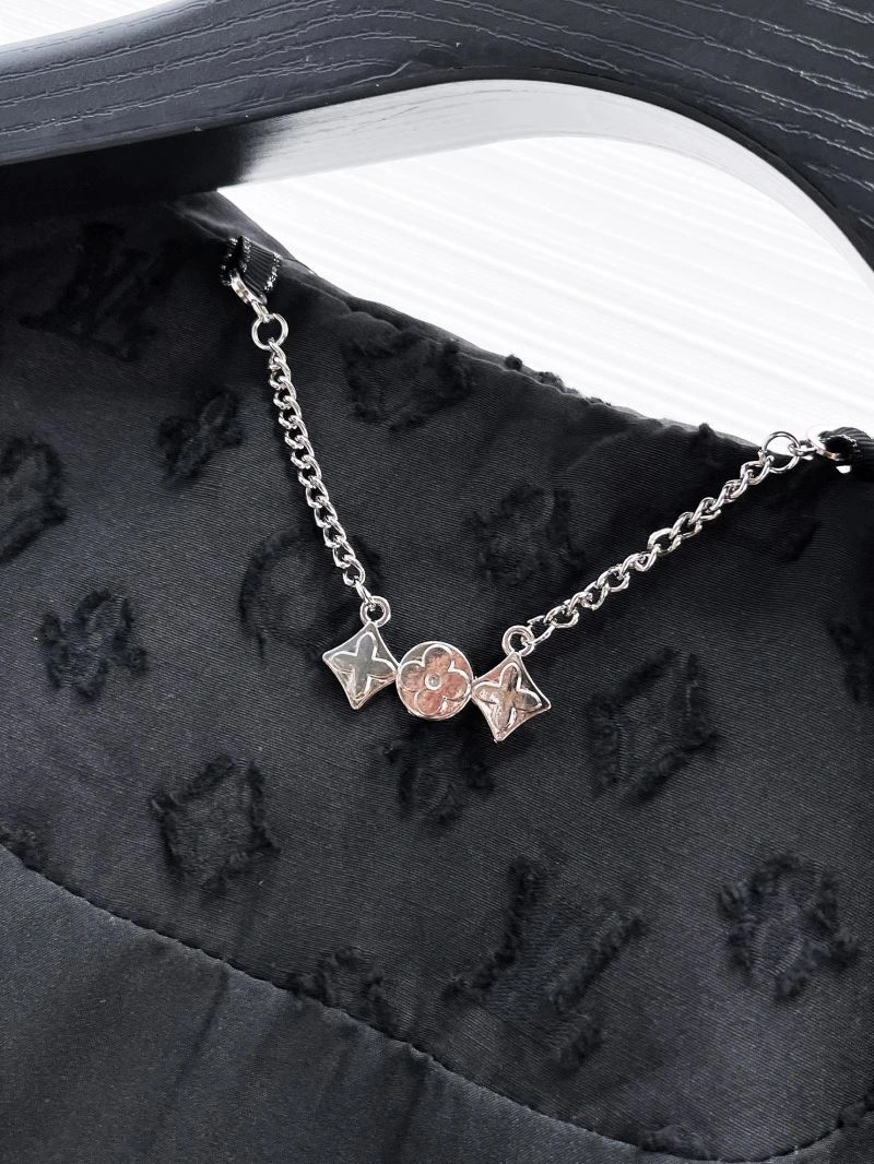 Louis Vuitton Outwear Contemporary 133905