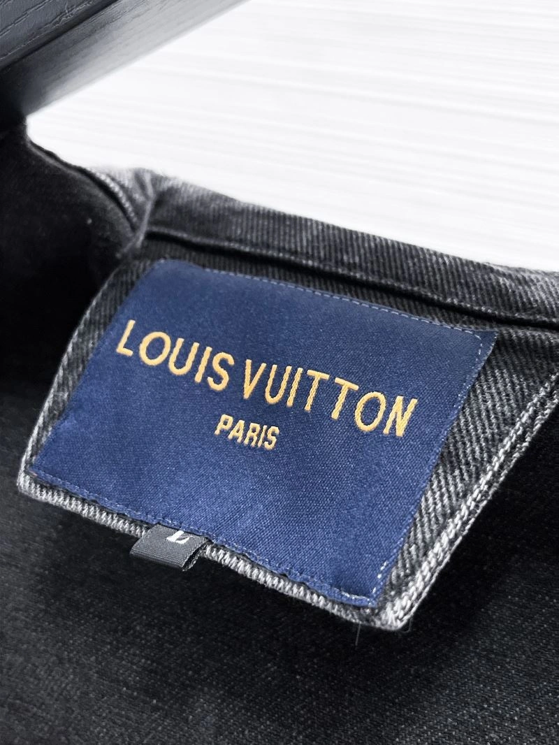 Fashionable Louis Vuitton Outwear 133886