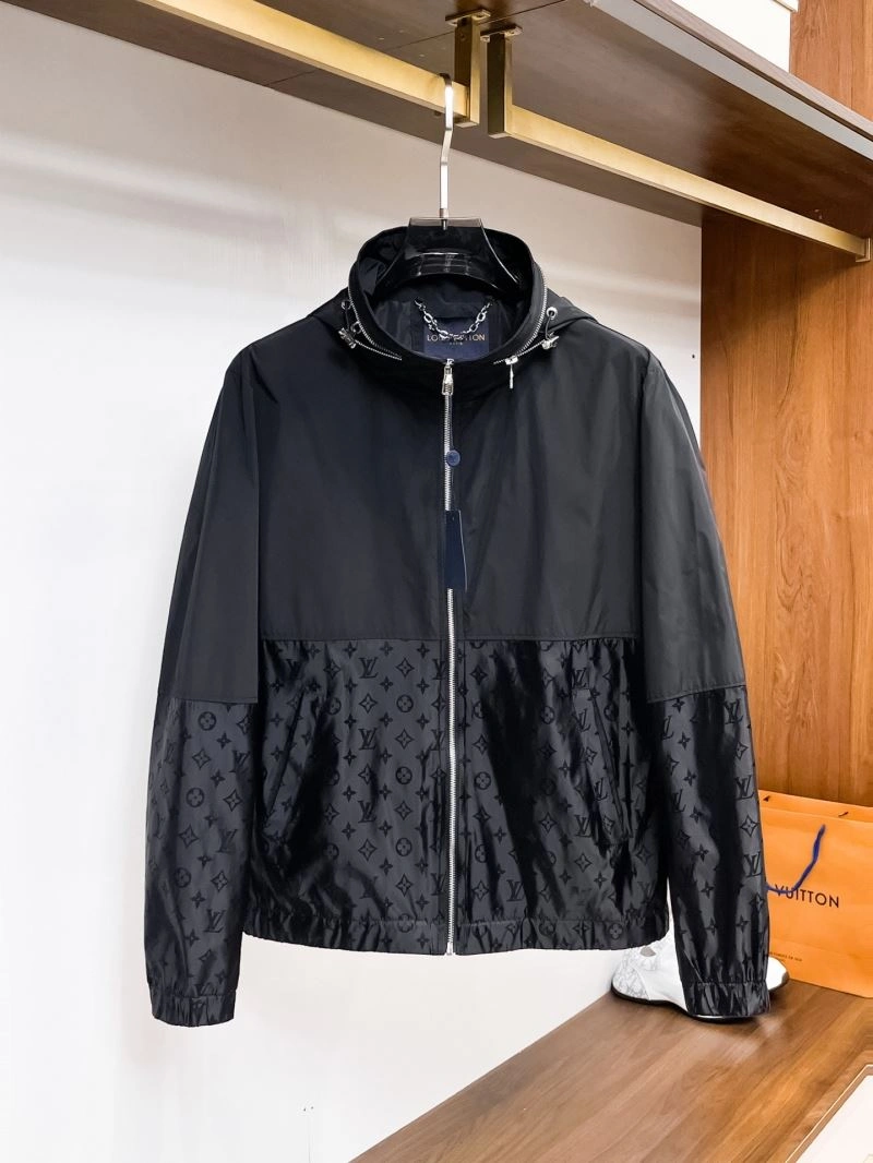 Sophisticated Louis Vuitton Outwear 133889