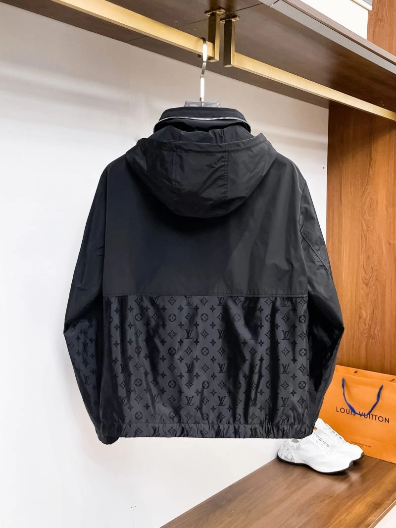Sophisticated Louis Vuitton Outwear 133889