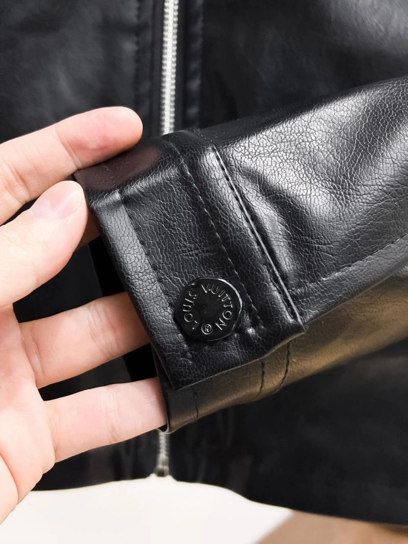 UrbanStyle Louis Vuitton Outwear 133887
