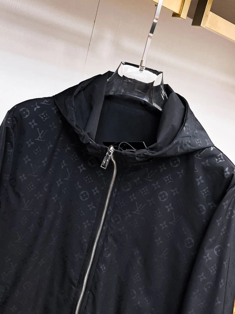 Louis Vuitton Outwear SmartChoice 133890