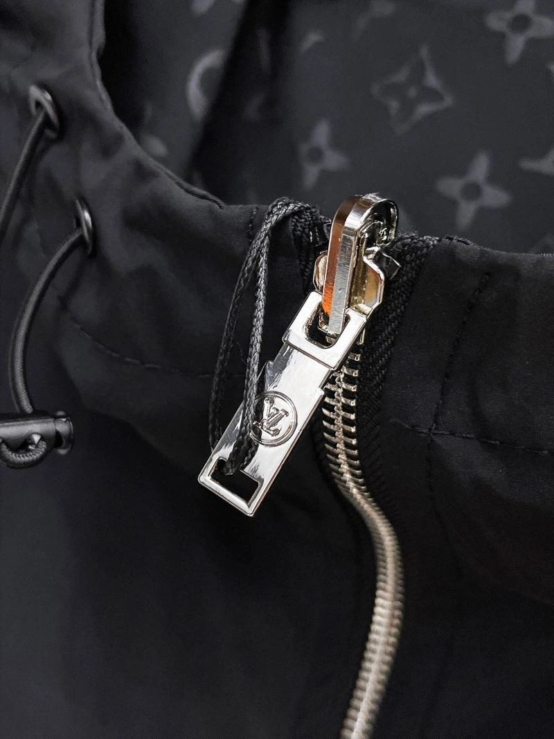 Louis Vuitton Outwear SmartChoice 133890