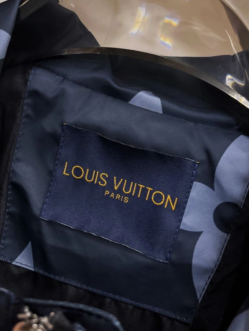Louis Vuitton Outwear OdorResistant 133901