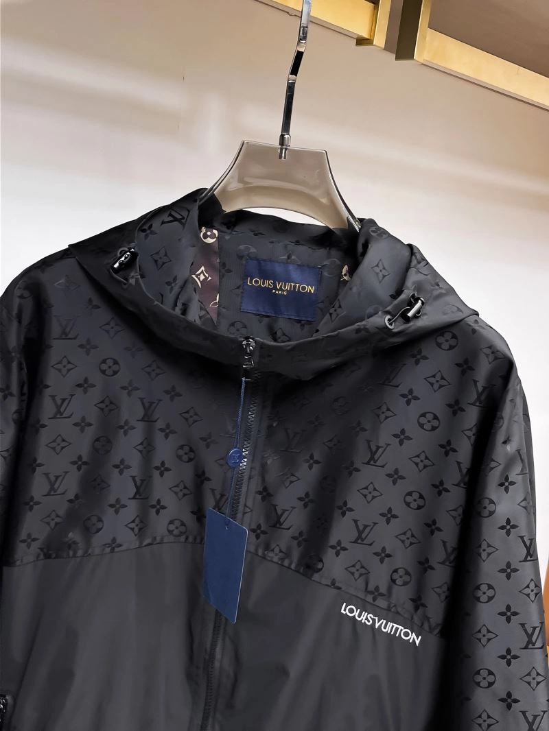 Louis Vuitton Outwear Premium 133900
