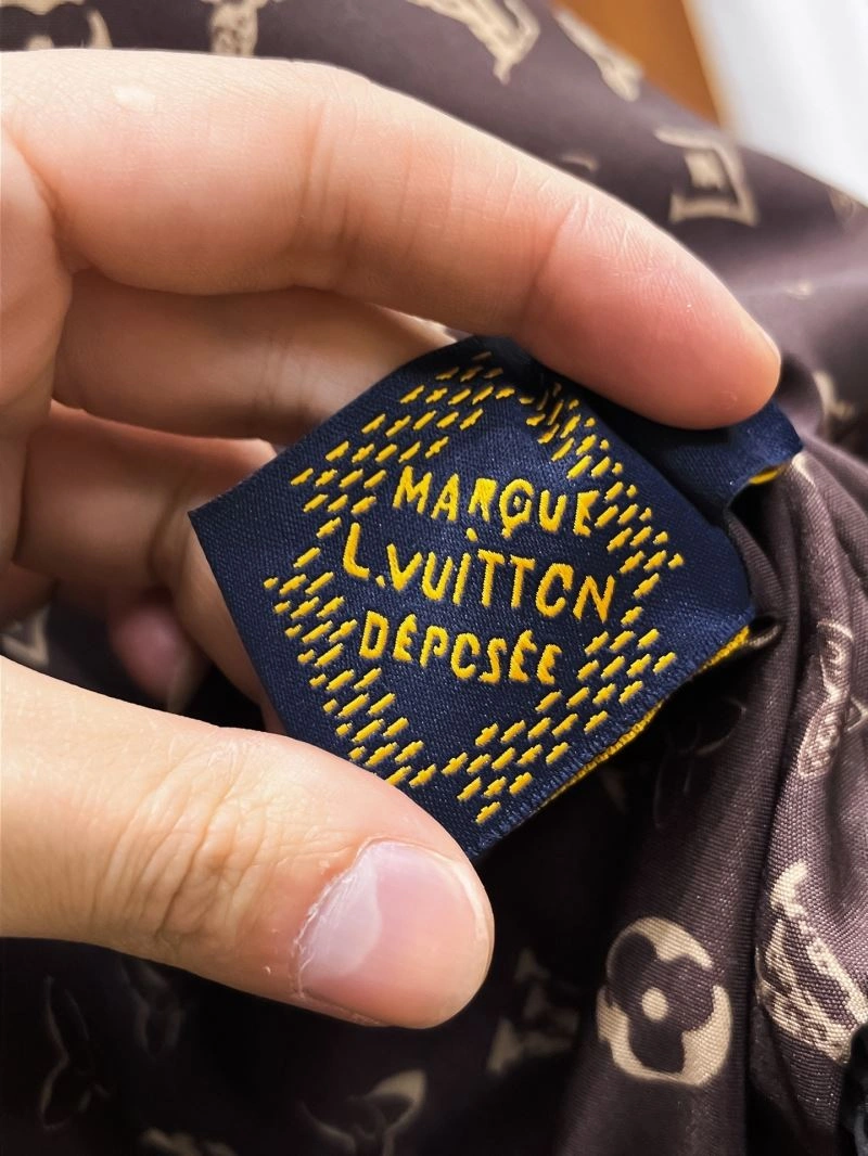 Louis Vuitton Outwear Premium 133900