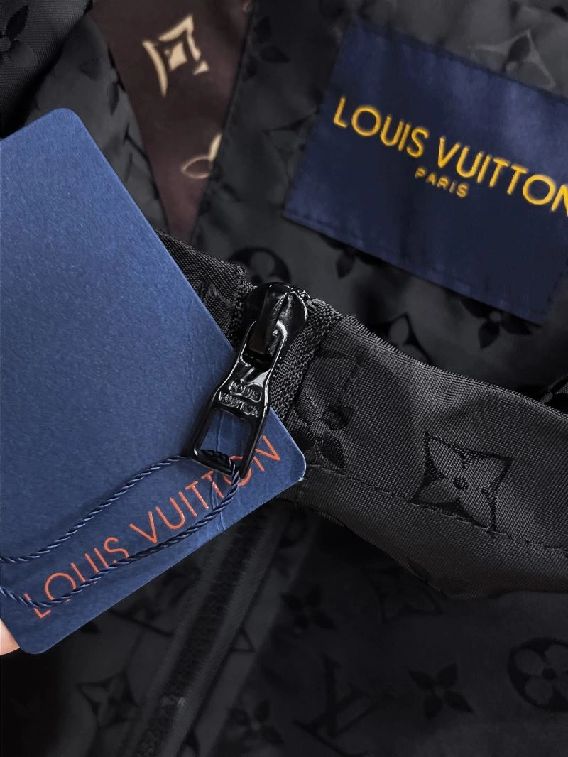 Louis Vuitton Outwear Premium 133900