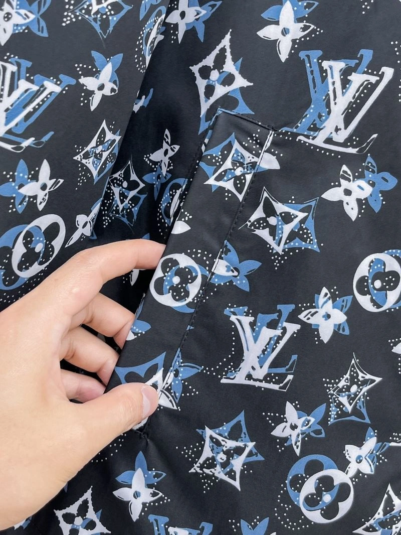 Fashionable Louis Vuitton Outwear 133893