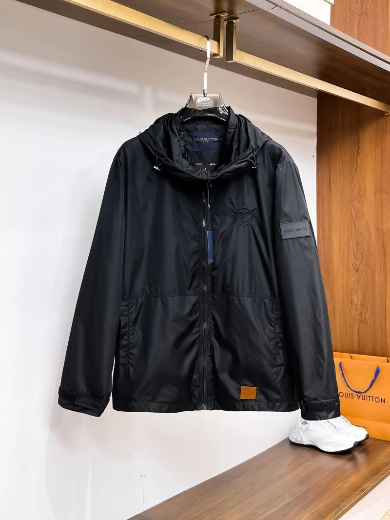 Louis Vuitton Outwear Lightweight 133896