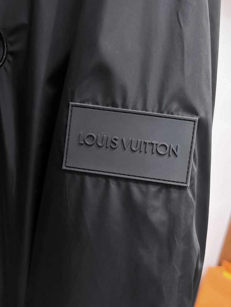 Louis Vuitton Outwear Lightweight 133896