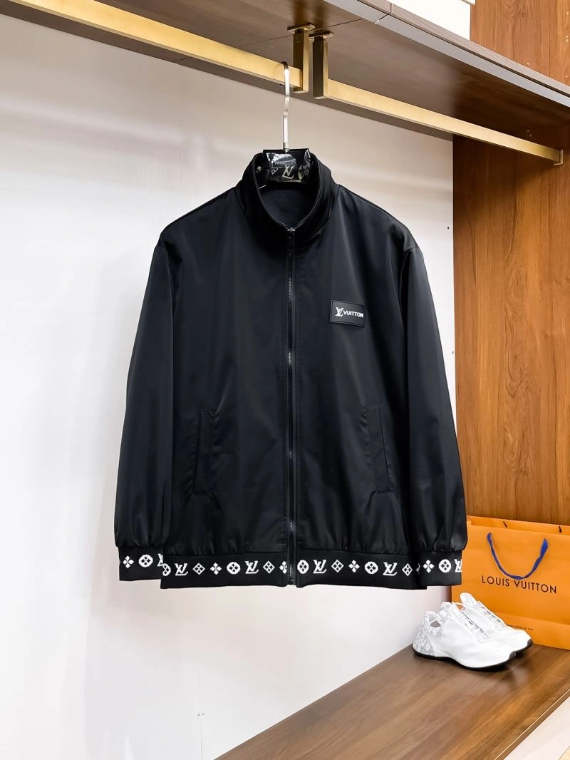 StreetReady Louis Vuitton Outwear 133883