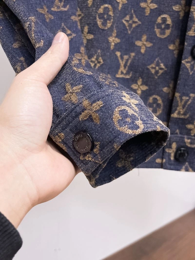 Comfortable Louis Vuitton Outwear 133881