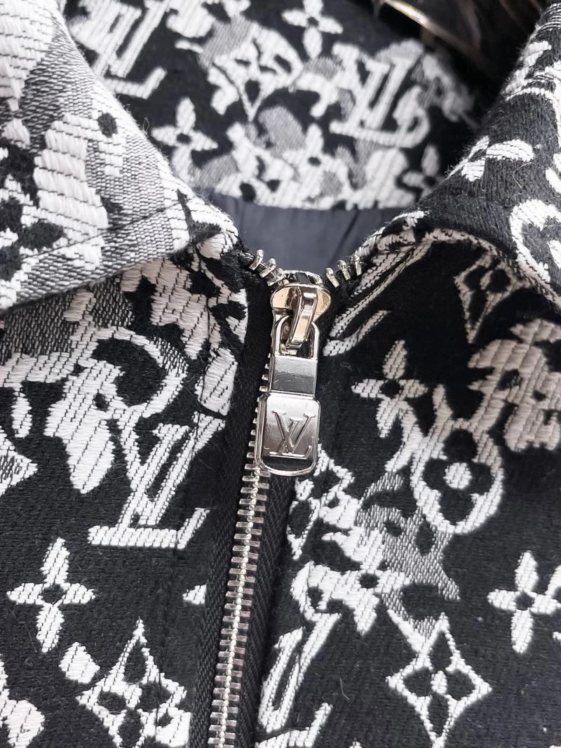 Louis Vuitton Outwear Vibrant 133878