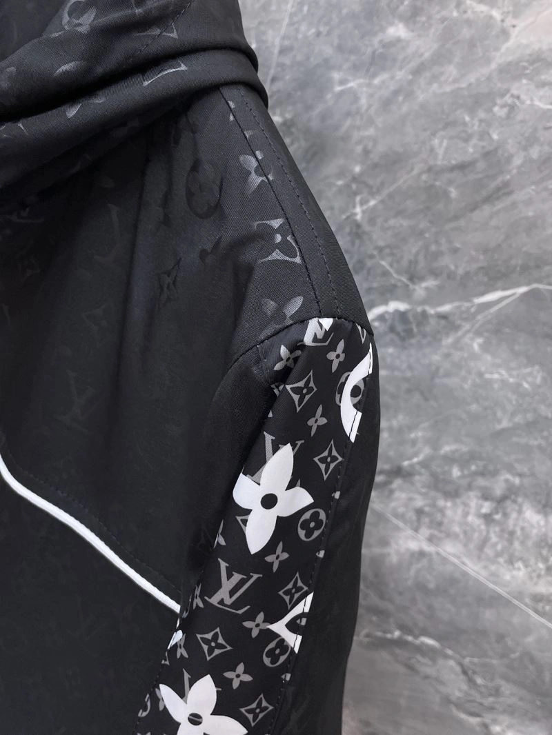 UrbanChic Louis Vuitton Outwear 133875