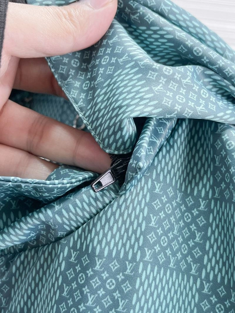 Louis Vuitton Outwear Modern 133858