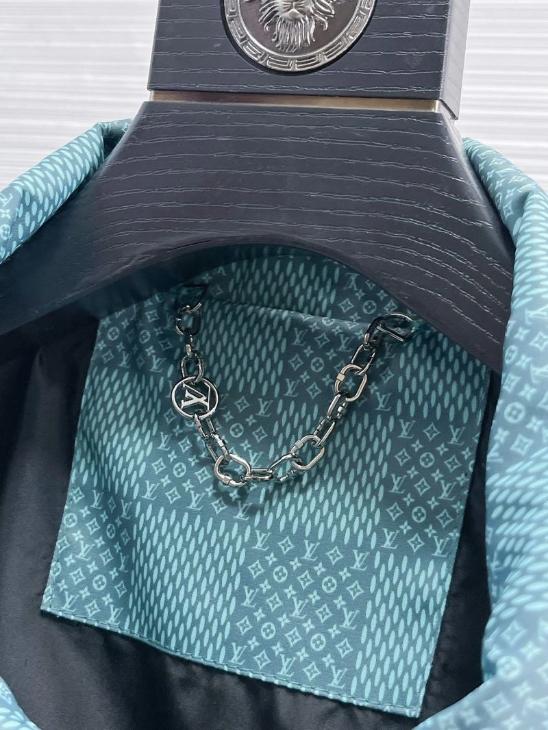 Louis Vuitton Outwear Modern 133858