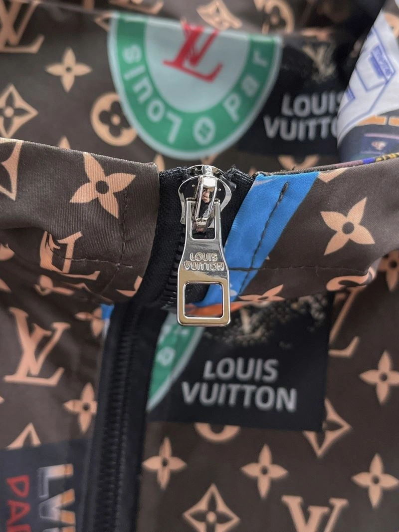 Supportive Louis Vuitton Outwear 133862