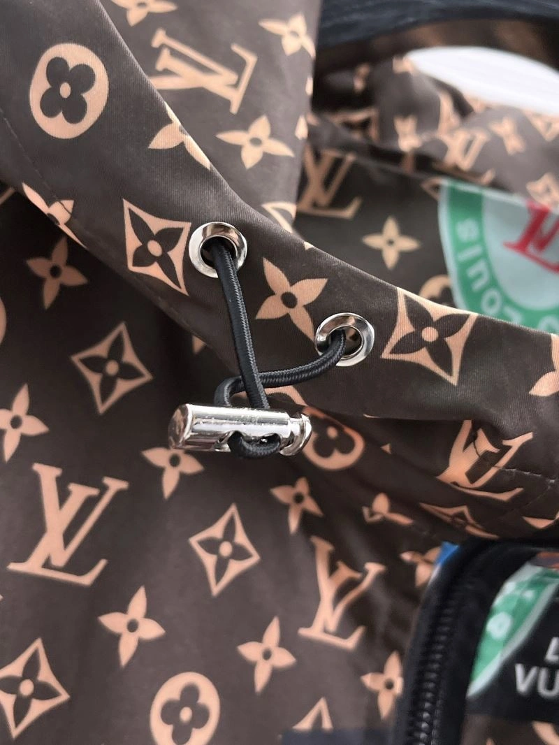 Supportive Louis Vuitton Outwear 133862