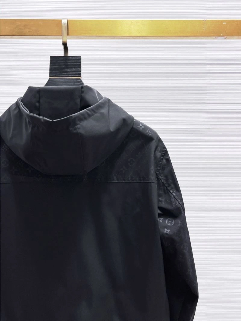 Louis Vuitton Outwear TechFriendly 133847