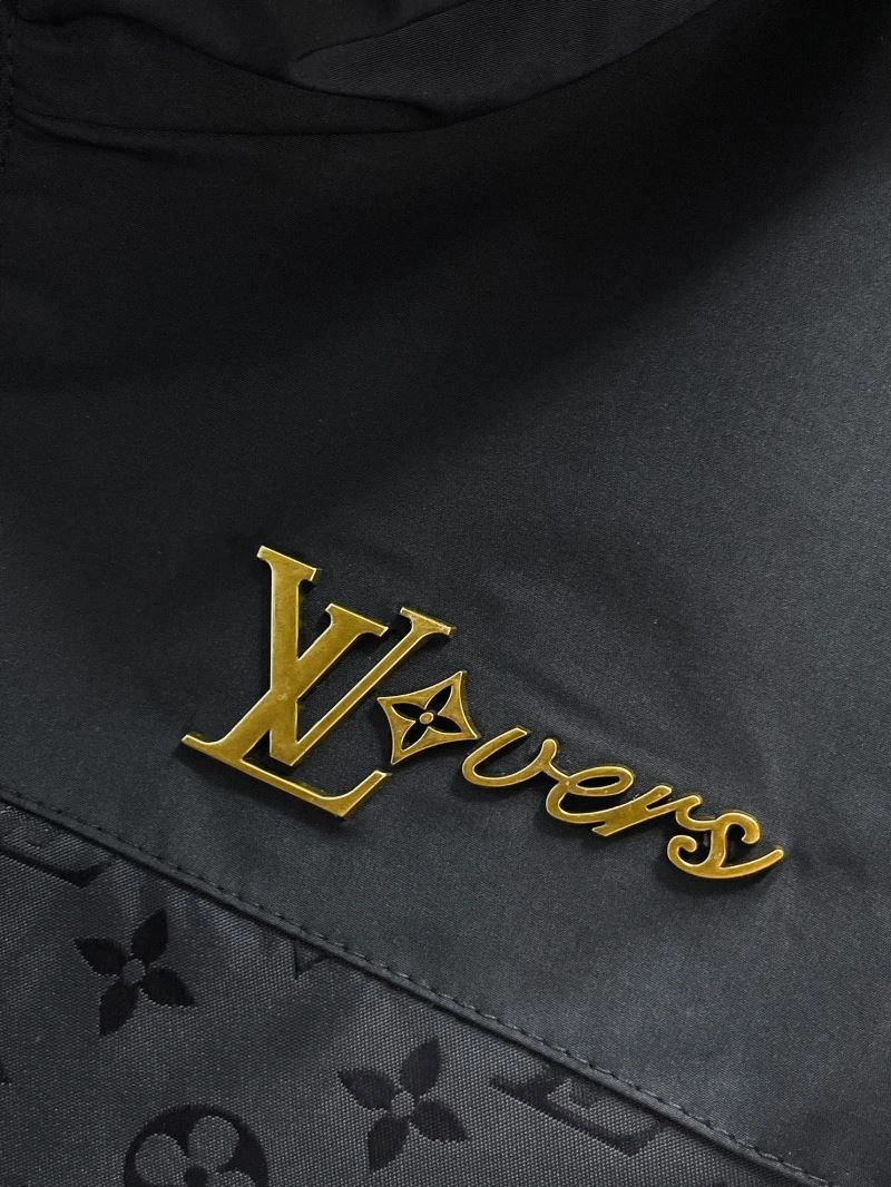 Louis Vuitton Outwear AllSeason 133857