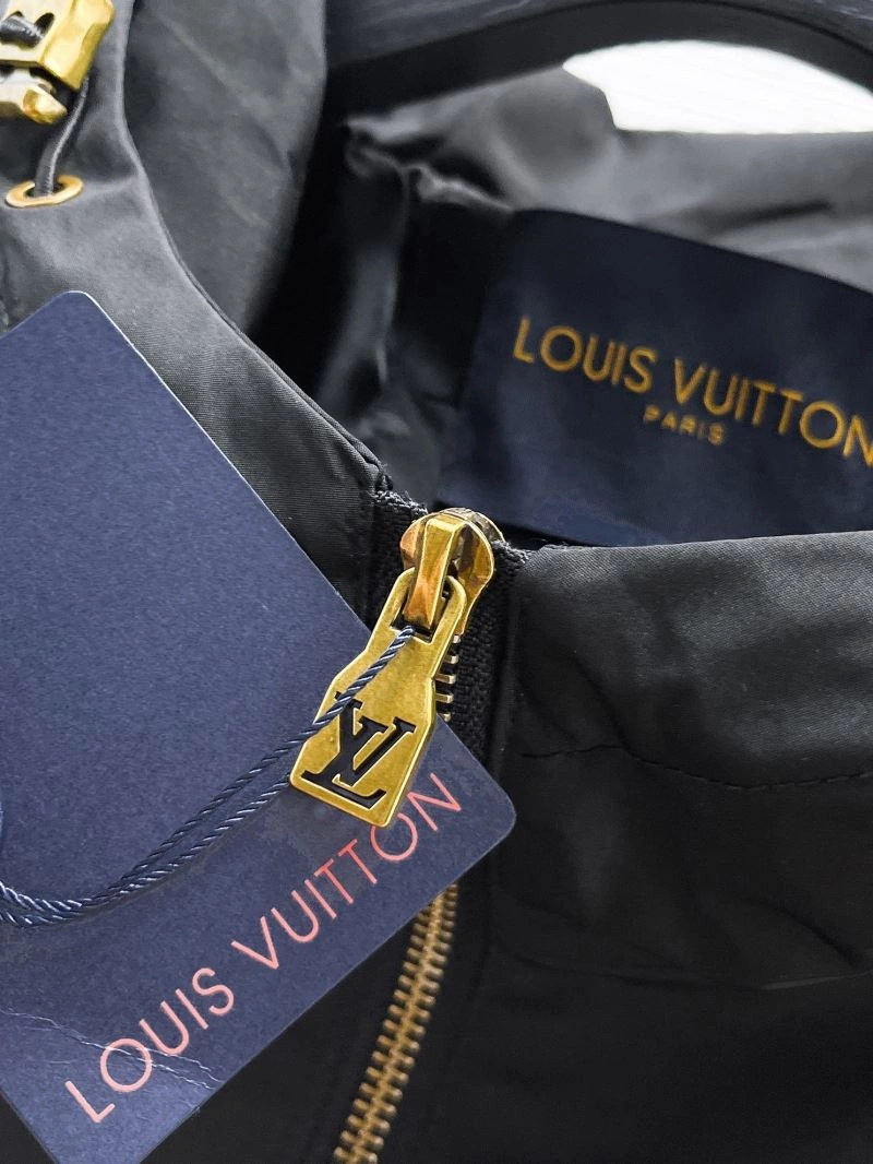 Louis Vuitton Outwear AllSeason 133857