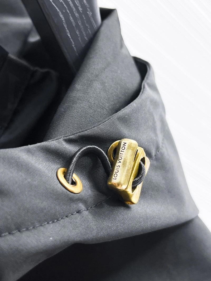 Louis Vuitton Outwear AllSeason 133857